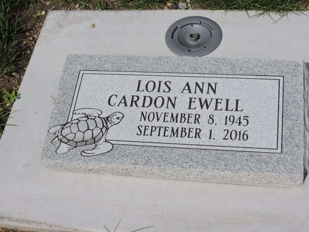 Lois Cardon Ewell grave marker