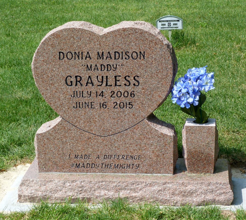 Maddy Grayless grave photo