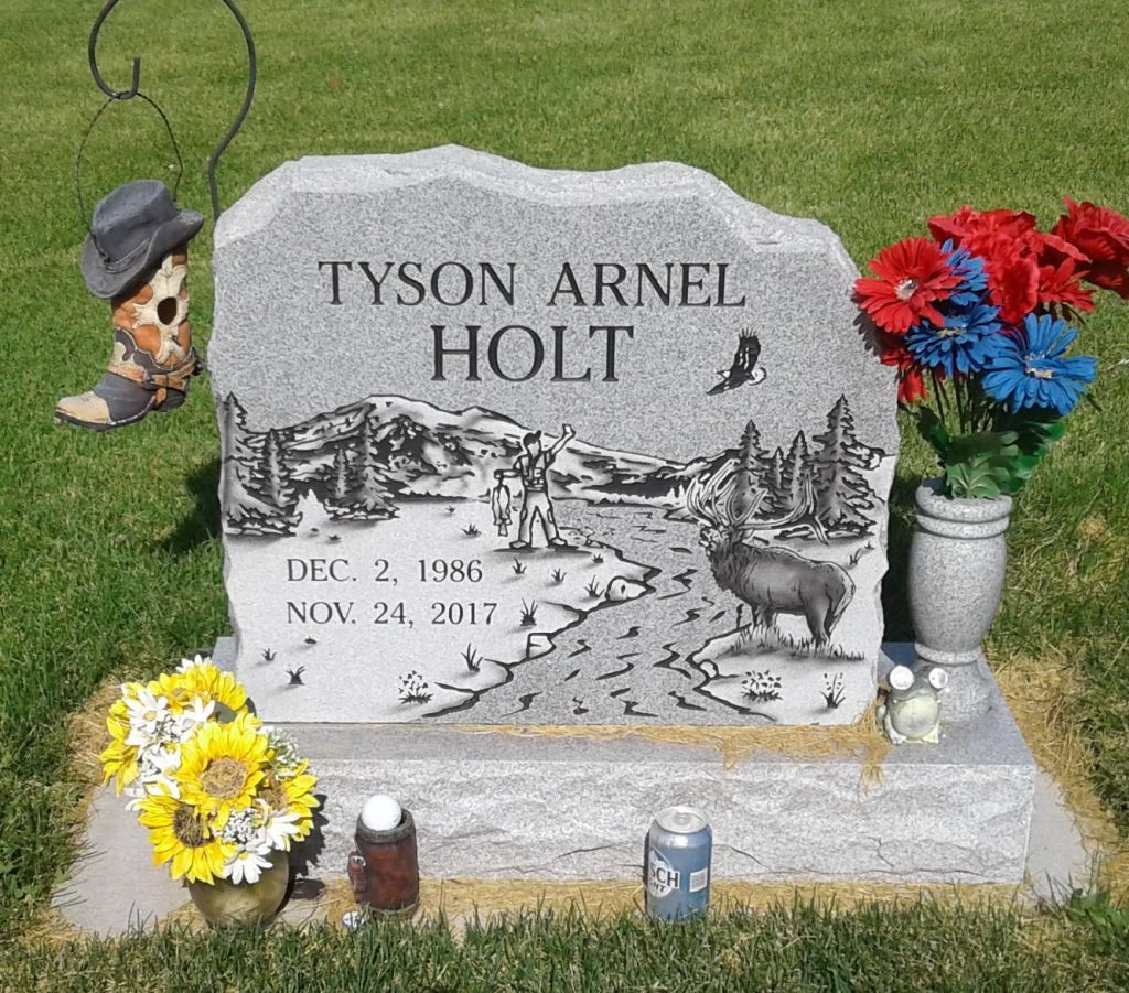 Tyson Arnel Holt grave marker