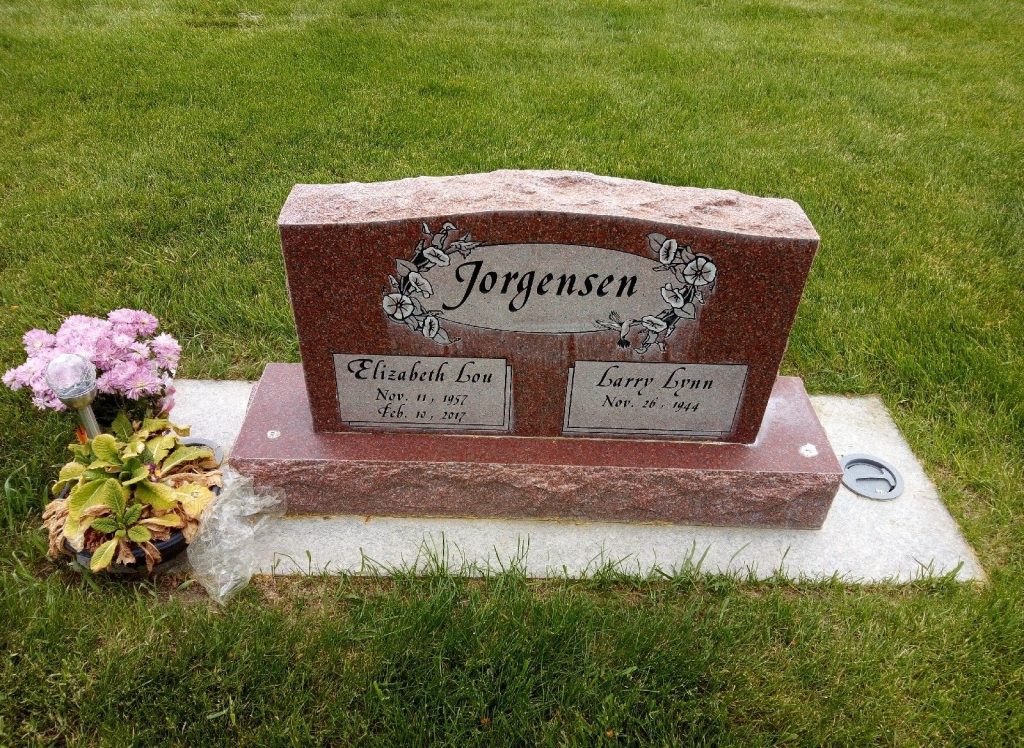 Grave marker for Larry Lynn and Elizabeth Lou Cardon Jorgensen