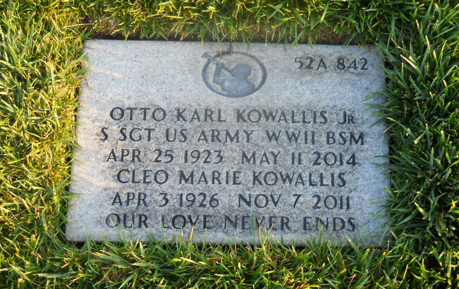 Otto Karl Kowallis grave marker