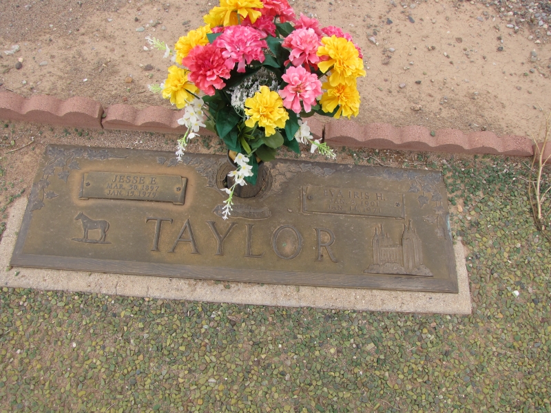 Grave Marker for Jesse Elmer and Eva Iris Hoopes Taylor