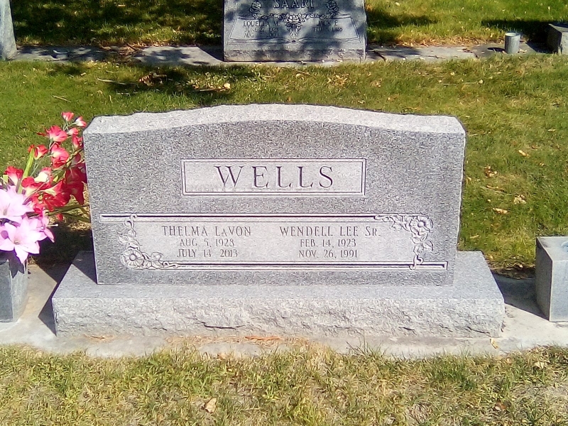 Thelma and Wendell Wells grave marker