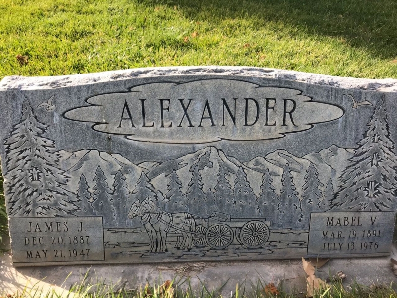 James Jackson and Mabel Victoria Byrne Alexander grave marker