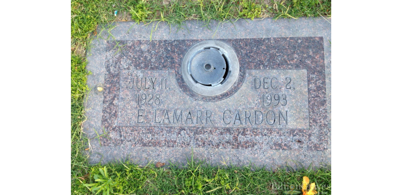 Grave marker for E. LaMarr Cardon