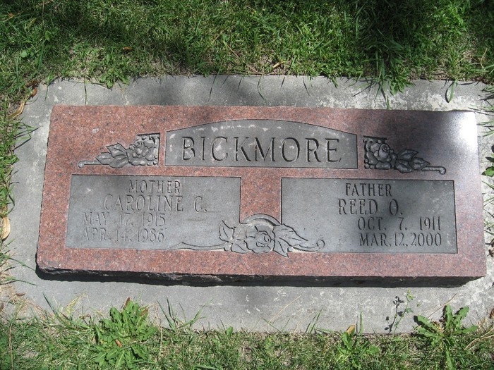 Grave marker of Reed and Caroline Bickmore