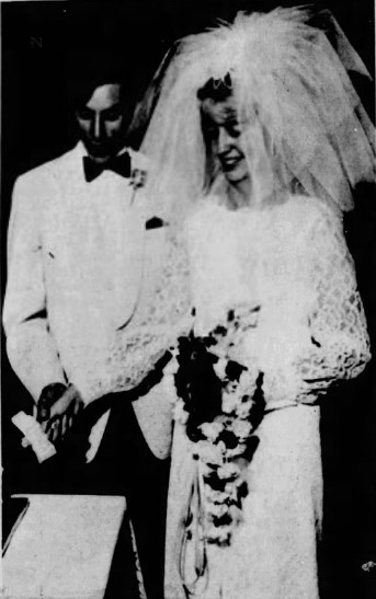 Wedding photo of Anna Leigh Burningham and Blaine L. Bohne