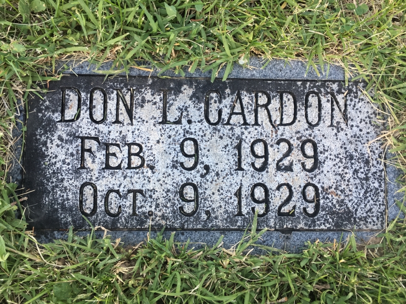 Grave marker of Don Leslie Cardon