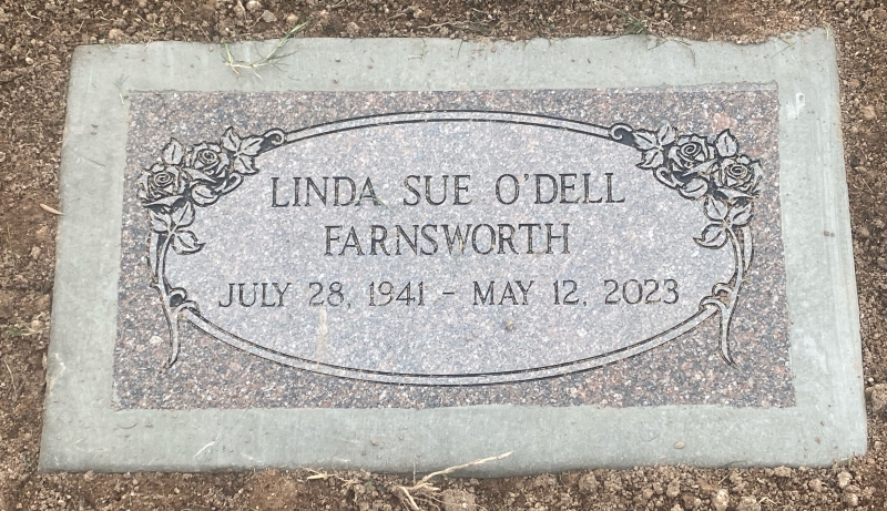 Linda Sue Reaves Farnsworth O'Dell grave marker