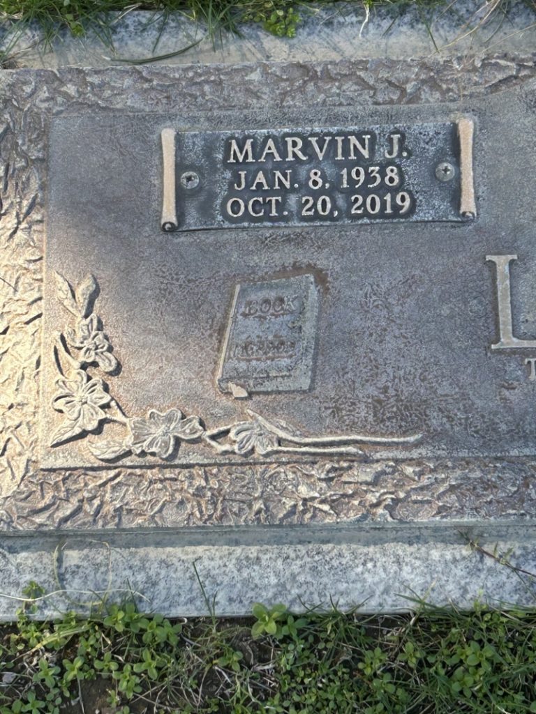 Marvin John Loar grave marker