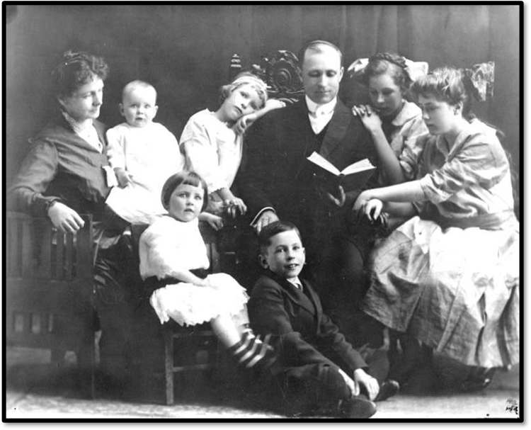 1916 Family Portrait