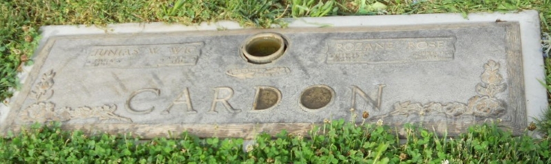 Grave marker of Junius and Rozane