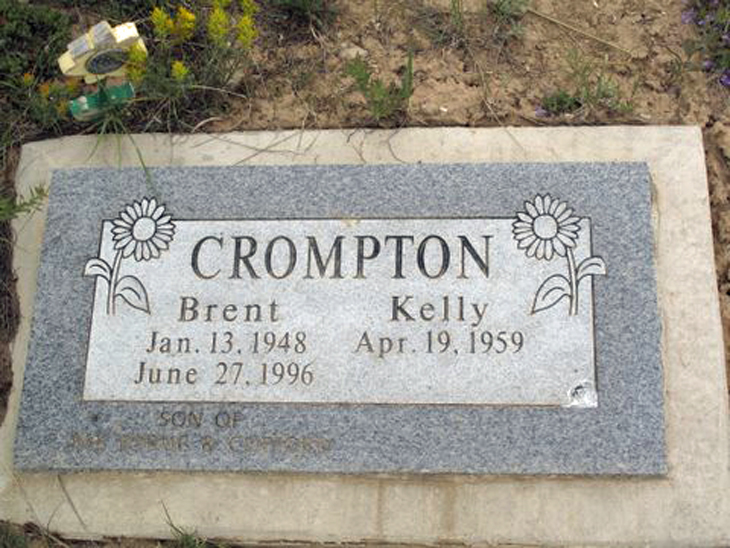 Clifford Brent and Kelly Crompton grave marker