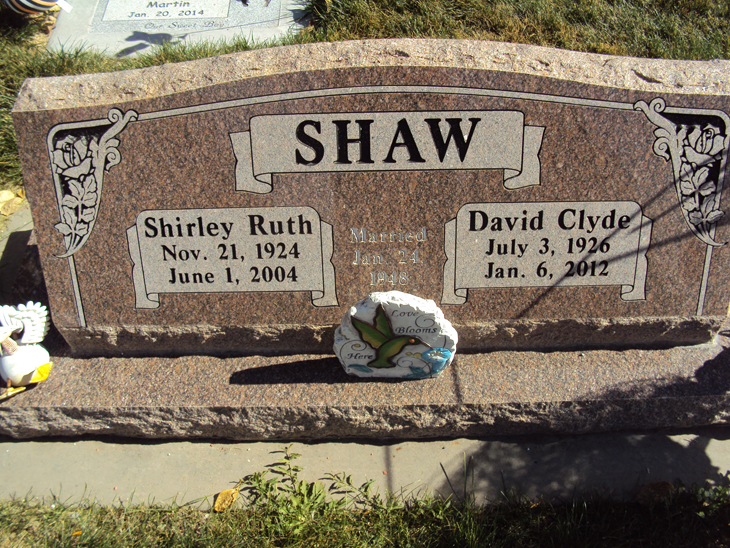 Grave Marker of David Clyde and Shirley Ruth Shaw