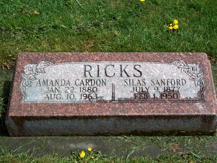 Grave Marker of Silas Sanford and Amanda Cardon Ricks