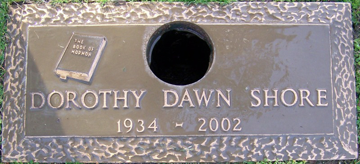 Grave Marker of Dorothy Dawn Shore