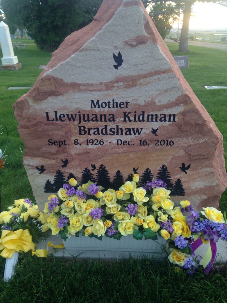 Grave Marker of Llewjuana Kidman Bradshaw