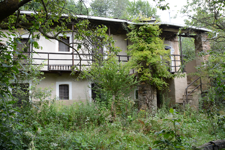 Ancestral home as per family tradition