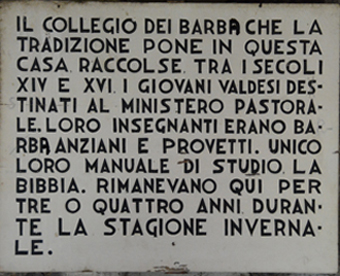 Instructional plaque at the school of the Barba