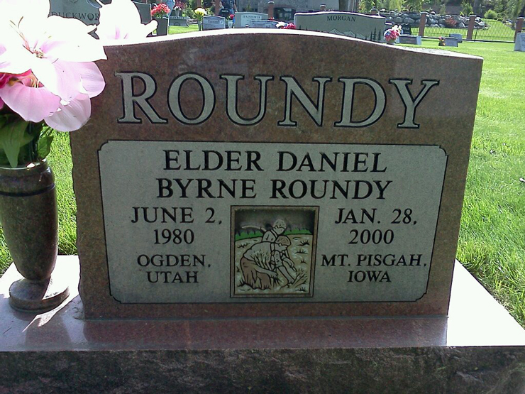 Grave Marker - Daniel Roundy